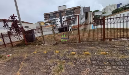 Terreno à venda em São Pedro, São José dos Pinhais  por R$ 2.600.000