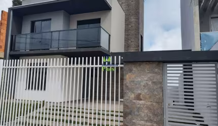 Casa com 3 quartos à venda em Paloma, Colombo , 121 m2 por R$ 950.000