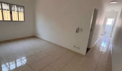 Aluga-se Conjunto de Sala comercial na Av Emílio Ribas