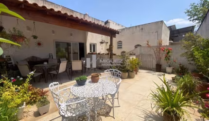 Andaraí - Rua Nísia Floresta - Localização maravilhosa - 4 quartos - 2vaga garagem - 250m² - Código 20569