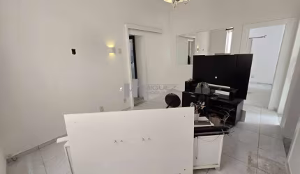 Apartamento a venda Rua Jerônimo de Lemos - 2 salas, 3 quartos, 1 banheiro social, cozinha e área de serviço - Vila Isabel - Código 20456