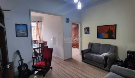 Apartamento dois quartos - Excelente localização Tijuca - A venda - Proximo ao metrô Saens Pena