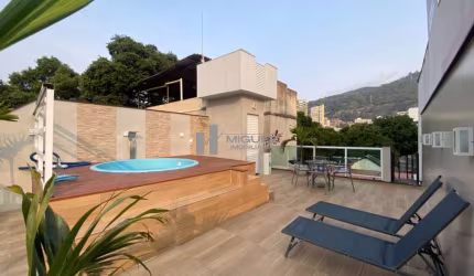 casa modernizada com 3 quartos (1 suíte), vaga de garagem e área gourmet. Rua Marques de Valença - Tijuca