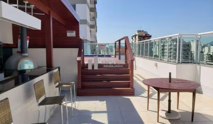 Vendo apartamento rua Uruguai (Tijuca) com sacada e infraestrutura.