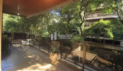 Sofisticado Apartamento à Venda na Nobre Rua Dona Delfina, Uruguai - 3 Quartos, 2 Suítes e Varandão Espetacular!