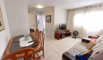 Apartamento modernizado a venda na Rua Félix da Cunha, Largo da Segunda Feira, Tijuca, aproximadamente 80 m², 2 quartos, suíte, copa cozinha, dependências completa, 1 vaga de garagem na escritura.