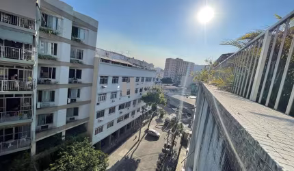 Cobertura linear à venda na Rua Padre Francisco Lanna! Um verdadeiro recanto  no bairro de Vila Isabel! Com uma varanda que é uma verdadeira área gourmet! Aproximadamente 140m²!