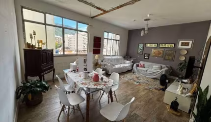 Apartamento 4 quartos sendo 1 suíte, 1 vaga de garagem - Rua Aníbal Moreira - Tijuca