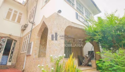 À venda - Tijuca - Rua Padre Elias Gorayeb - Praça Saens pena - 3 quartos -2 vagas garagem - Código 16927