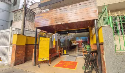 Prédio Comercial à venda na Rua Afonso Pena. Tijuca!