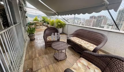 Cobertura Linear a venda, com 3 quartos, dependencia revertida em escritorio, 1 vaga de garagem, Rua Adalberto Aranha, Tijuca - Rio de Janeiro.