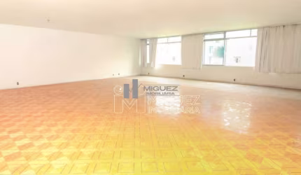 Av. Oswaldo Cruz - Bairro Flamengo - Apartamento com 4 quartos, suíte, 2 Vagas de garagem