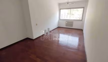 Apartamento a venda Av Maracanã - Sala, 2 quartos, Tijuca - Rio de Janeiro - Código: 5374