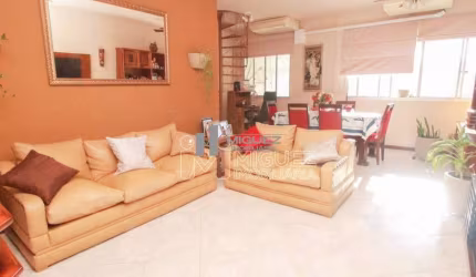 Vendo Cobertura com 2 quartos e terraço na 28 de Setembro
