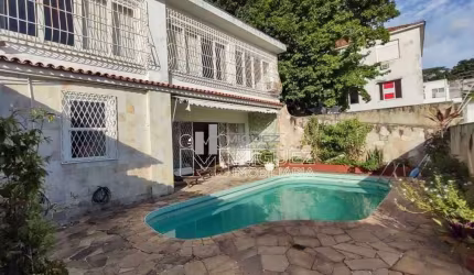 Casa a venda em Santa Teresa com 5 quartos, Santa Teresa - Rio de Janeiro