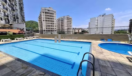 COBERTURA A VENDA - TERRAÇO COM CHURRASQUEIRA, 2 ÓTIMOS QUARTOS SENDO 1 SUÍTE, 1 VAGA DE GARAGEM, PRÉDIO COM INFRAESTRUTURA COMPLETA - RUA SÃO FRANCISCO XAVIER