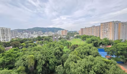 Rua Barão de Mesquita - Grajaú - Sala em 2 ambientes, 2 quartos sendo 1 suíte, 1 banheiro social, cozinha, dependências completas (área, quarto e banheiro de serviço) 80 m² - Play, Salão de festas, qu