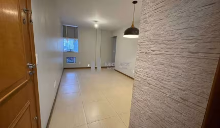Apartamento a venda com 2 quartos na Praça Afonso Pena, Tijuca. Oportunidade única! - Rio de Janeiro