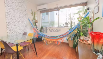 Apartamento a venda na Praça Afonso Pena, a 100 metros do metrô! 2 quartos com vaga na escritura.