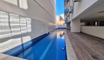 BELÍSSIMO apartamento à venda com Varanda, 3 quartos, sendo 1 suíte e infraestrutura completa, 1 vaga, Rua Araújo Pena, bairro da Tijuca. Código: 21454