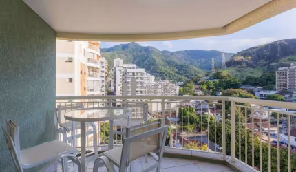 APARTAMENTO A VENDA RUA GARIBALDI - CONDOMÍNIO COM INFRA COMPLETA - VARANDA, 3 QUARTOS SENDO 1 SUÍTE,  1 BANHEIRO SOCIAL,  DEPENDÊNCIAS, 1 VAGA NA ESCRITURA  - 85 M²