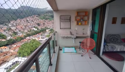 Apartamento à venda no Condominio Aquarela Carioca, Rua do Bispo. Sol manhã, vista Cristo Redentor. Código 21681
