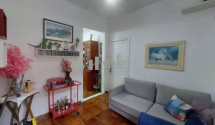 Lindo apartamento tipo casa de vila à venda com 3 quartos, sendo 1 suíte. No bairro do Rio Comprido.