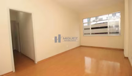 Apartamento à venda, colado ao shopping tijuca, sala 2 quartos, dependência completa 1 vaga de garagem