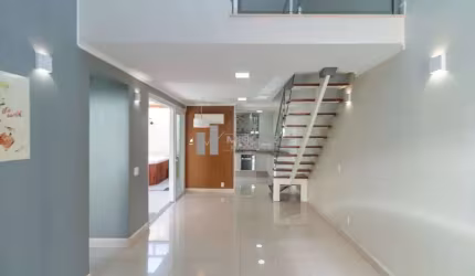 Oportunidade na Tijuca! Casa de vila totalmente reformada com 3 quartos, área gourmet, hidromassagem e 1 vaga – a 700m do metrô Saens Peña!