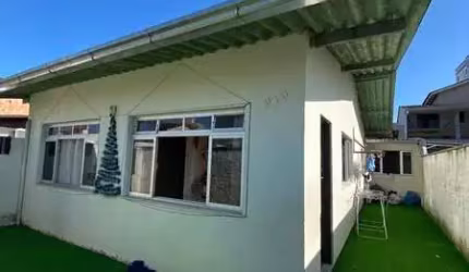 CASA PROXIMO DO MAR - SÃO PEDRO /NAVEGANTES