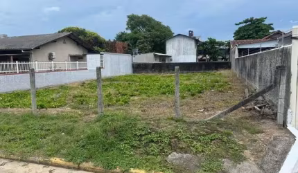 TERRENO NO CENTRO DE NAVEGANTES