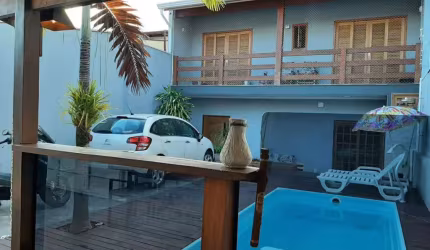Casa com 4 dorms a venda na Vila União