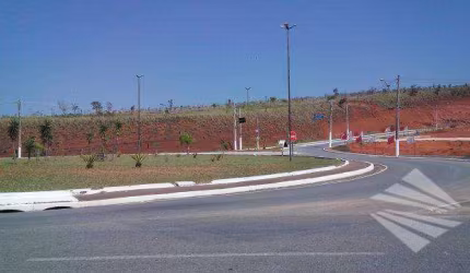Área à venda, 40219 m² - Jardim Baronesa - Taubaté/SP