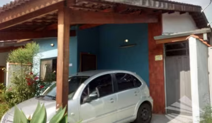 Casa com 2 dormitórios à venda, 83 m² por R$ 290.000,00 - Jardim Jaraguá - Taubaté/SP
