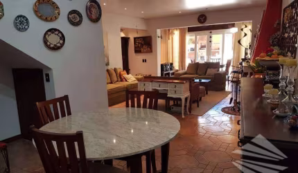 Sobrado à venda, 380 m² - Independência - Taubaté/SP