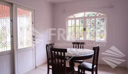Casa com 5 dormitórios à venda, 260 m² - Condomínio Chácaras Cataguá - Taubaté/SP