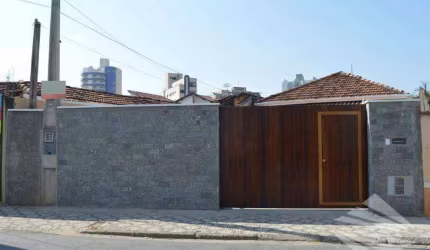 Casa à venda, 178 m² por R$ 850.000,00 - Centro - Taubaté/SP