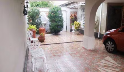 Casa com 3 dormitórios à venda, 480 m² - Jardim das Nações - Taubaté/SP