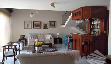 Sobrado com 3 dormitórios à venda, 221 m² - Jardim Santa Clara - Taubaté/SP