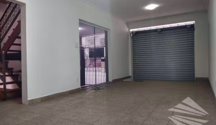 Sobrado, 320 m² - venda por R$ 690.000,00 ou aluguel por R$ 4.620,00/mês - Centro - Taubaté/SP