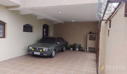 Sobrado com 2 dormitórios à venda, 176 m² - Jardim Santa Catarina - Taubaté/SP