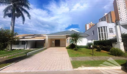 Casa à venda, 248 m² por R$ 1.450.000,00 - Condomínio Taubaté Village  - Taubaté/SP