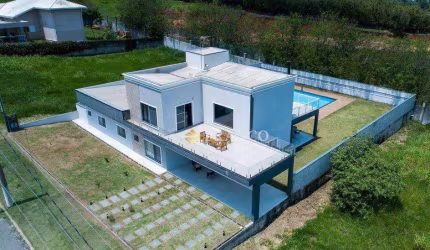 Sobrado à venda, 300 m² por R$ 1.800.000,00 - Condomínio Village da Serra - Tremembé/SP