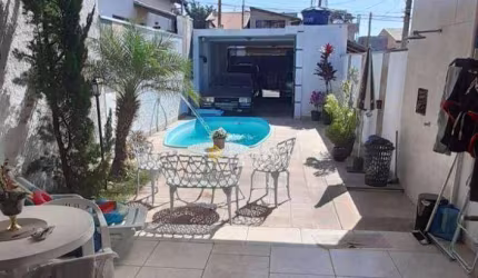 Sobrado com 3 dormitórios à venda, 185 m² - Jardim Columbia - Taubaté/SP