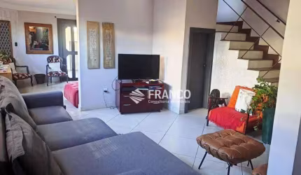 Casa à venda, 140 m² por R$ 890.000,00 - Centro - Taubaté/SP