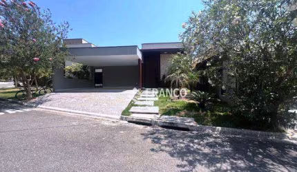 Casa com 3 dormitórios à venda, 178,60m² - Campos do Conde Chambord - Tremembé/SP