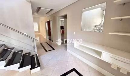Sobrado com 3 dormitórios à venda, 313 m² - Condomínio Taubaté Village - Taubaté/SP
