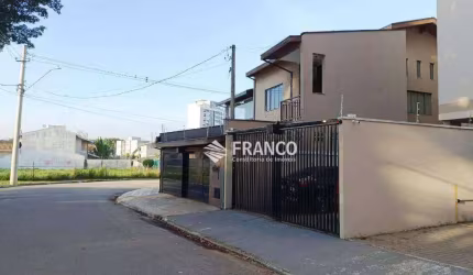 Sobrado com 3 dormitórios à venda, 150,06m² - Residencial Portal da Mantiqueira - Taubaté/SP