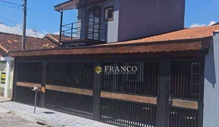 Sobrado com 3 dormitórios à venda, 160 m² - Parque Senhor do Bonfim - Taubaté/SP