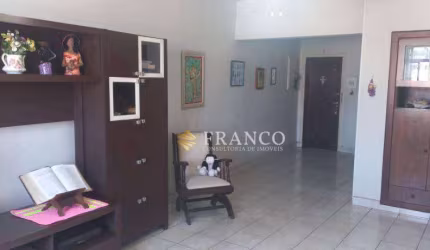 Apartamento com 3 dormitórios à venda, 120 m² por R$ 320.000 - Centro - Taubaté/SP